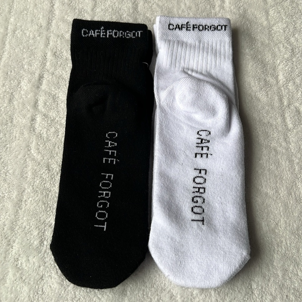 (2) Cafe Forgot Cotton Blend Socks